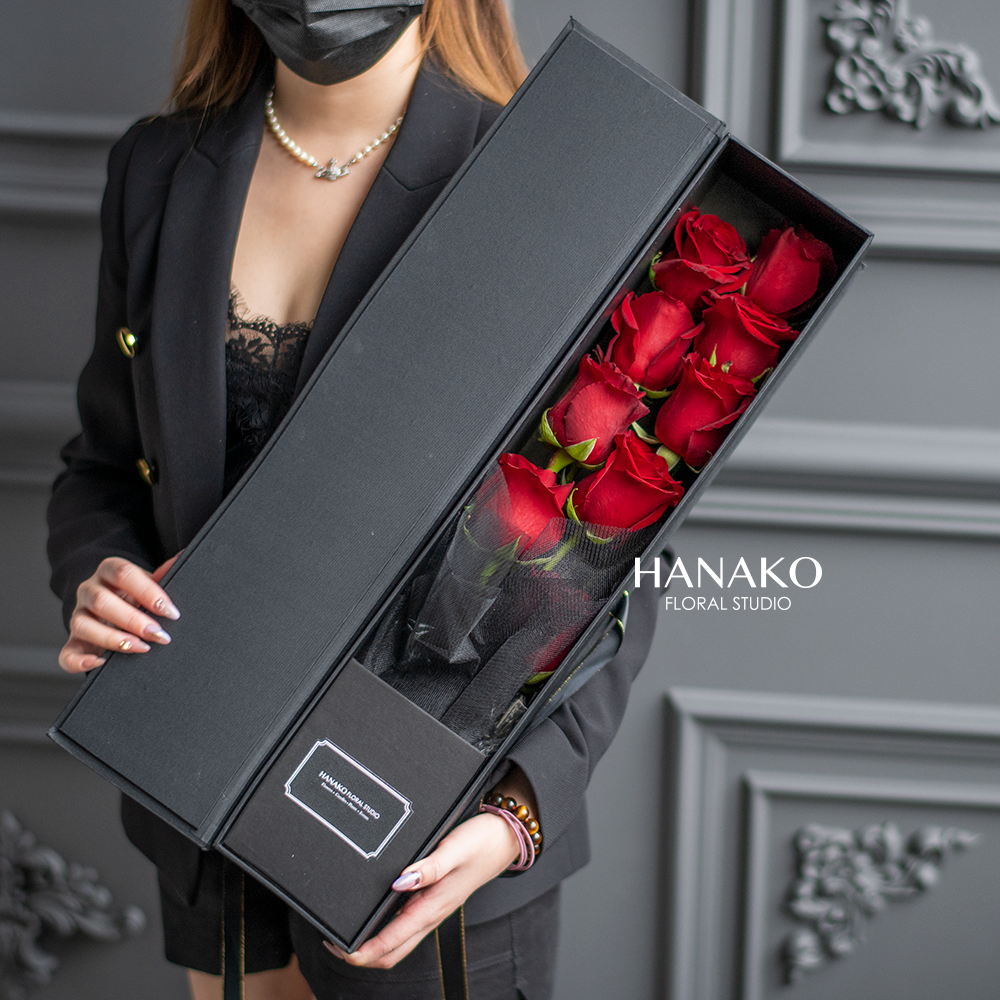 Red Preserved Roses Gift Box