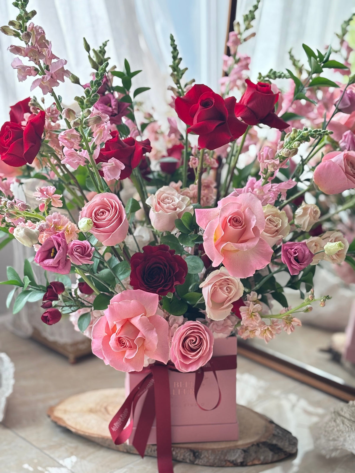 Preserved Roses in Velvet Gift Box – Style 3