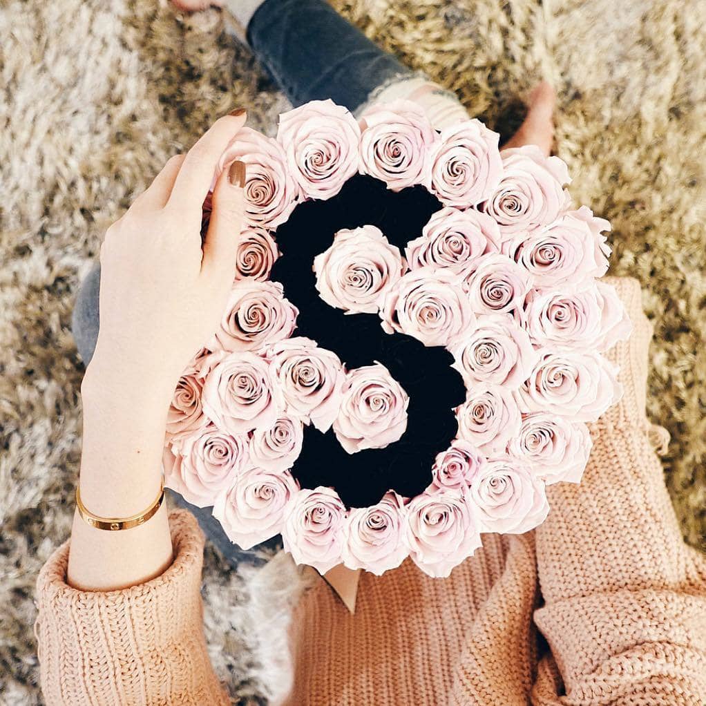 Champagne & Black Magic Preserved Roses in Round Gift Box