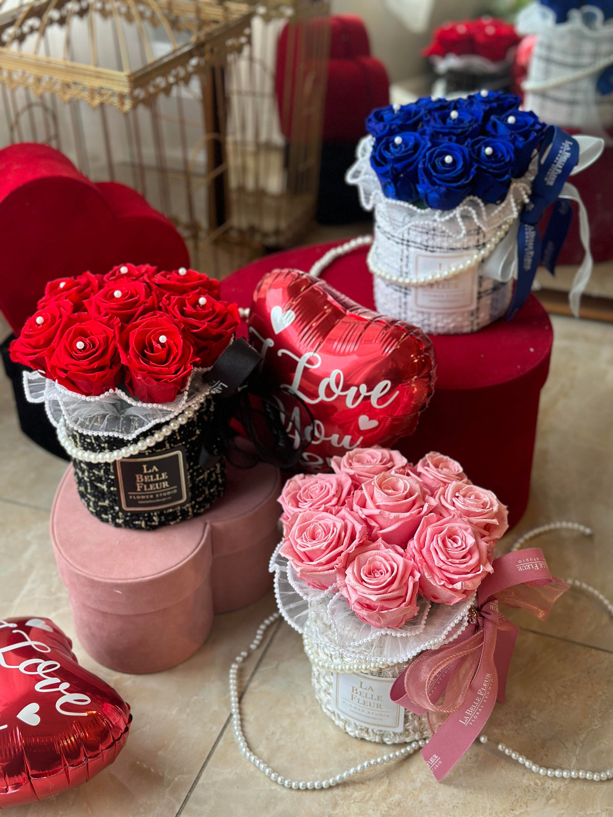 Preserved Roses in Tweed Gift Box
